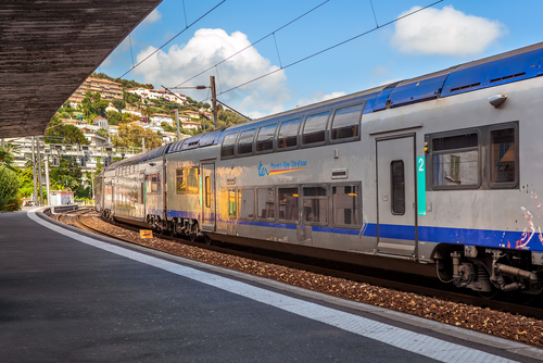 La SNCF doit investir dans les infrastructures.