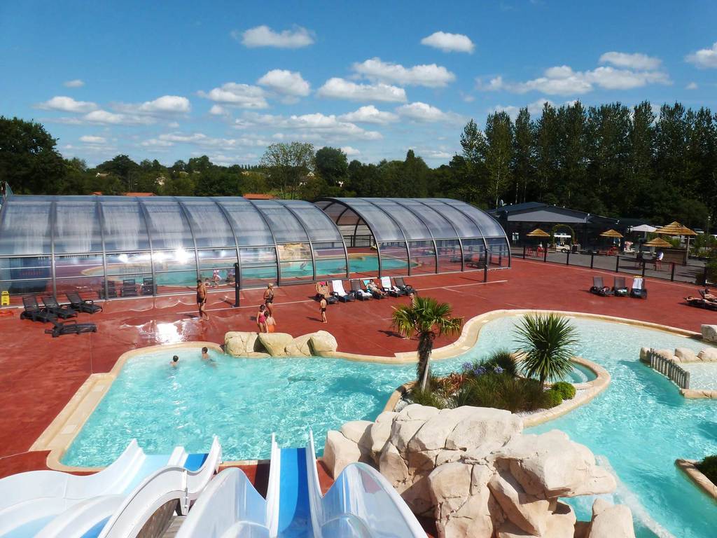 1 Espace Baignade 1 Galleria Slide Village