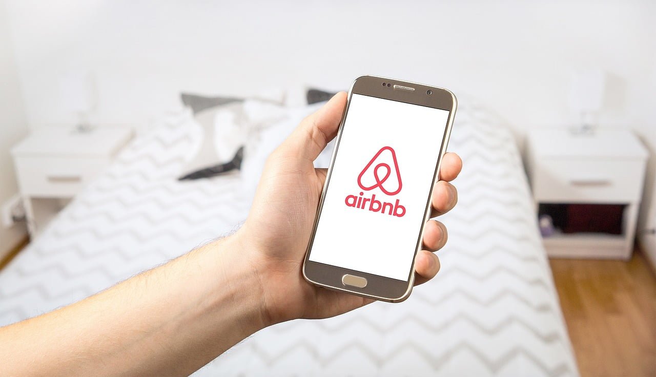 Airbnb Argent Location Particuliers Internet Record Prix