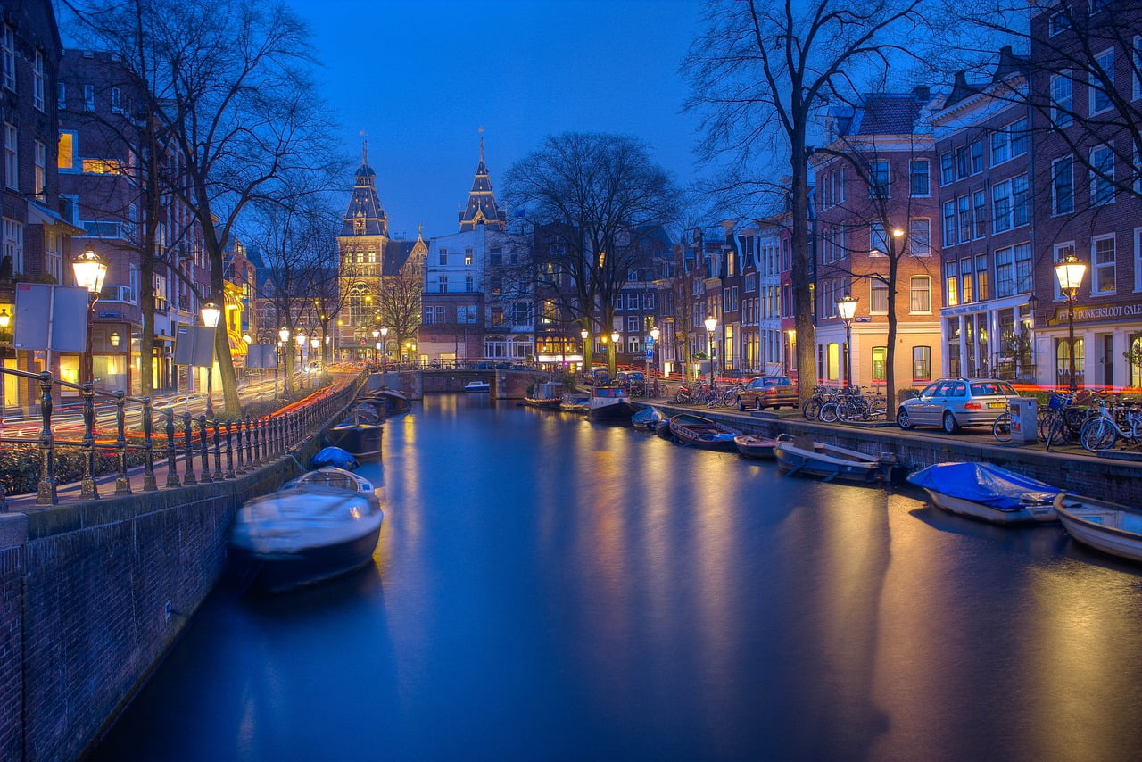 Amsterdam Argent Airbnb Location Illegal Amende Municipalite
