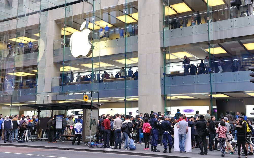 Apple Store Concept France Chomage Pole Emploi