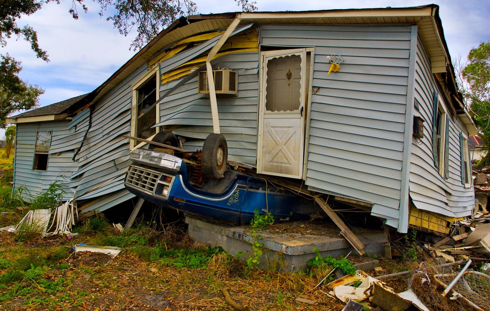 Catastrophes Naturelles Ouragans Cout Estimation