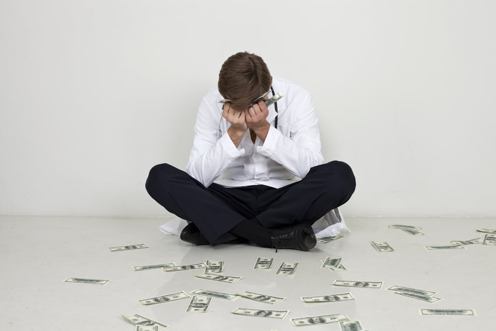 Dan Price Augmentation Salaire Minimum Critique Demission Egalite