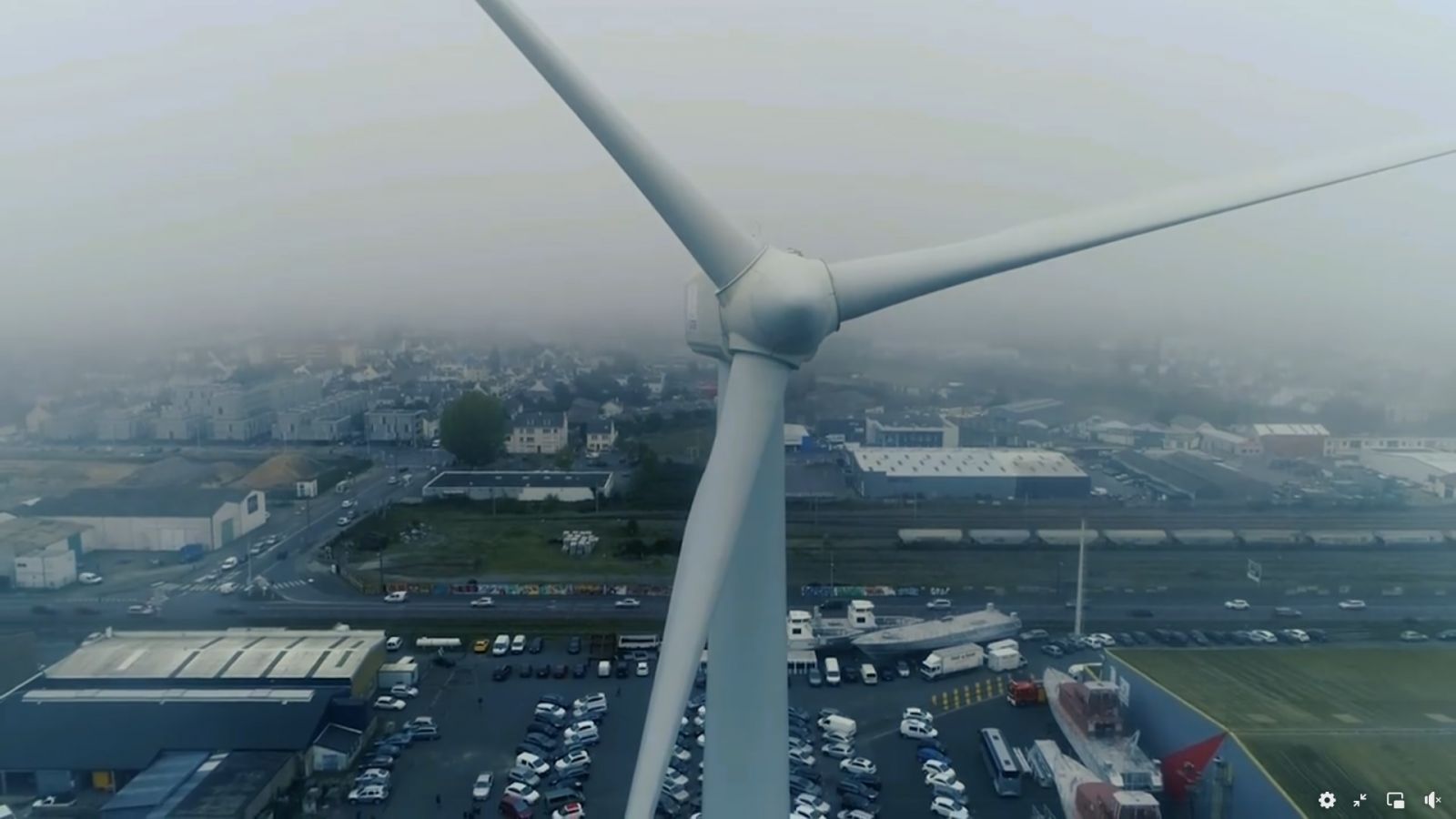 Eolienne Offshore Saint Nazaire