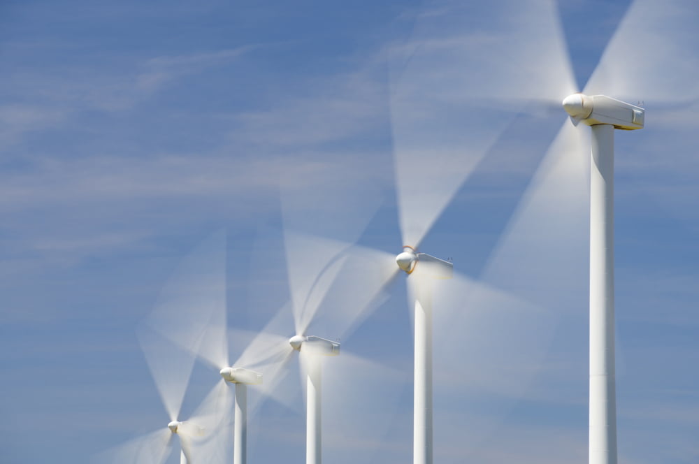 Eoliennes Elus Prise Illegale Interets