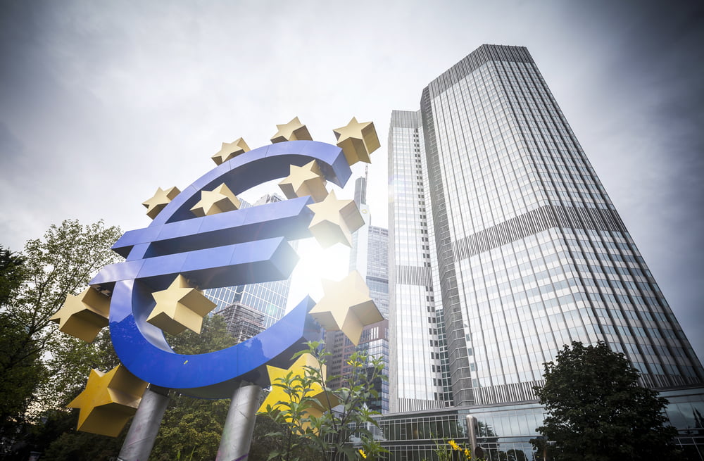 Euro Parite Dollar Valeur Economie Realite Paradoxe
