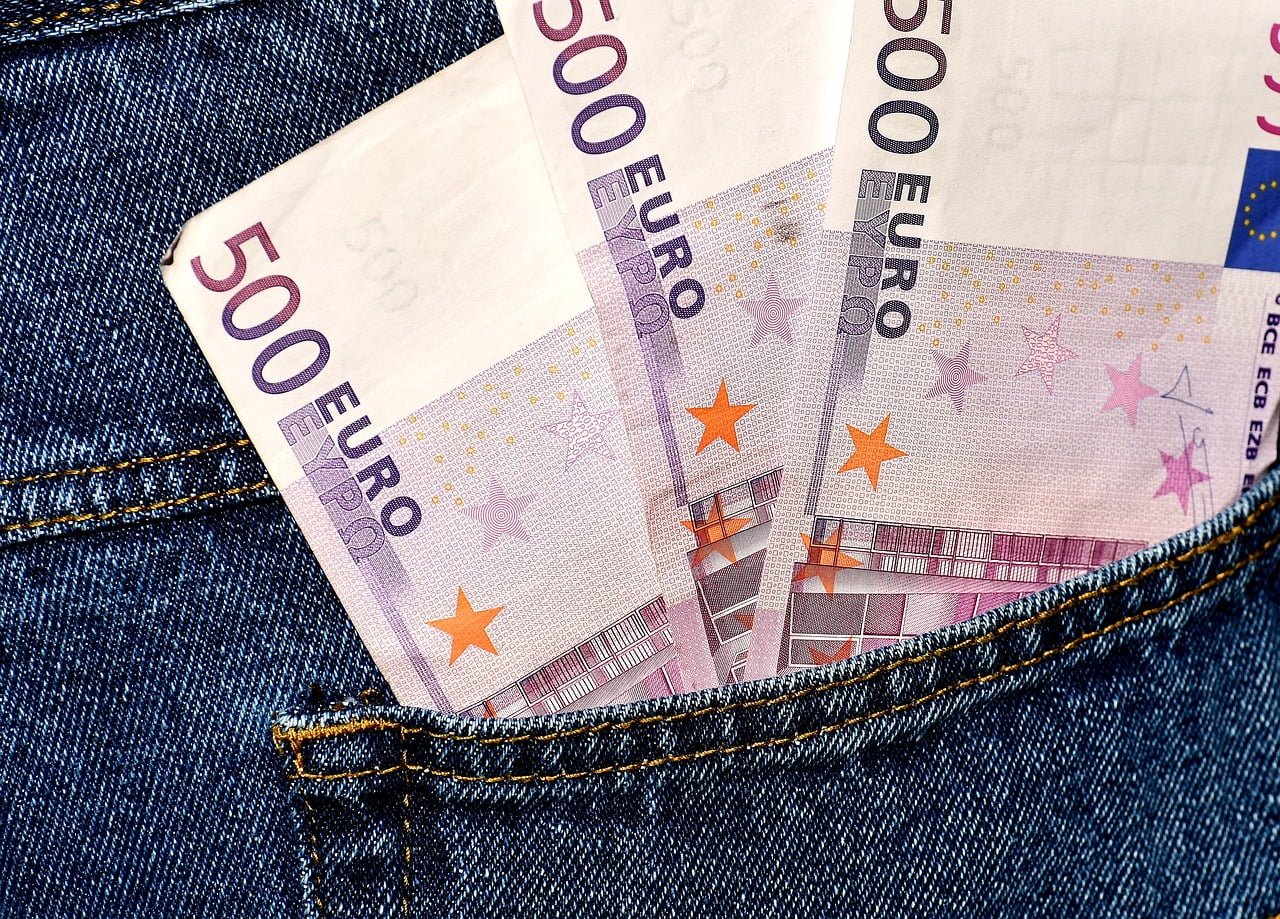 Expatriation Fiscale France Entrepreneurs Pertes Argent Impot