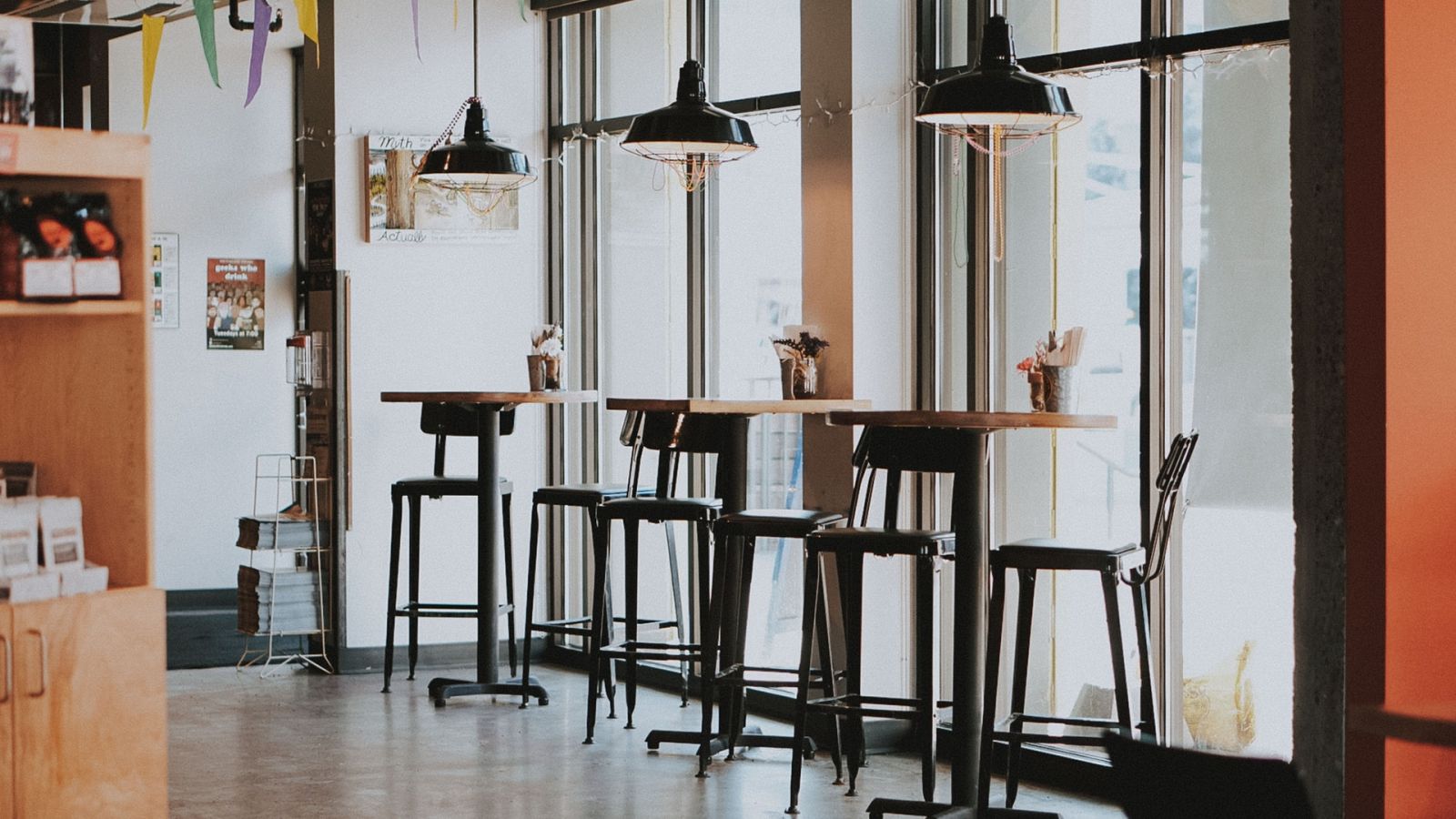 Fermeture Bars Debits Boissons Restrictions Covid19