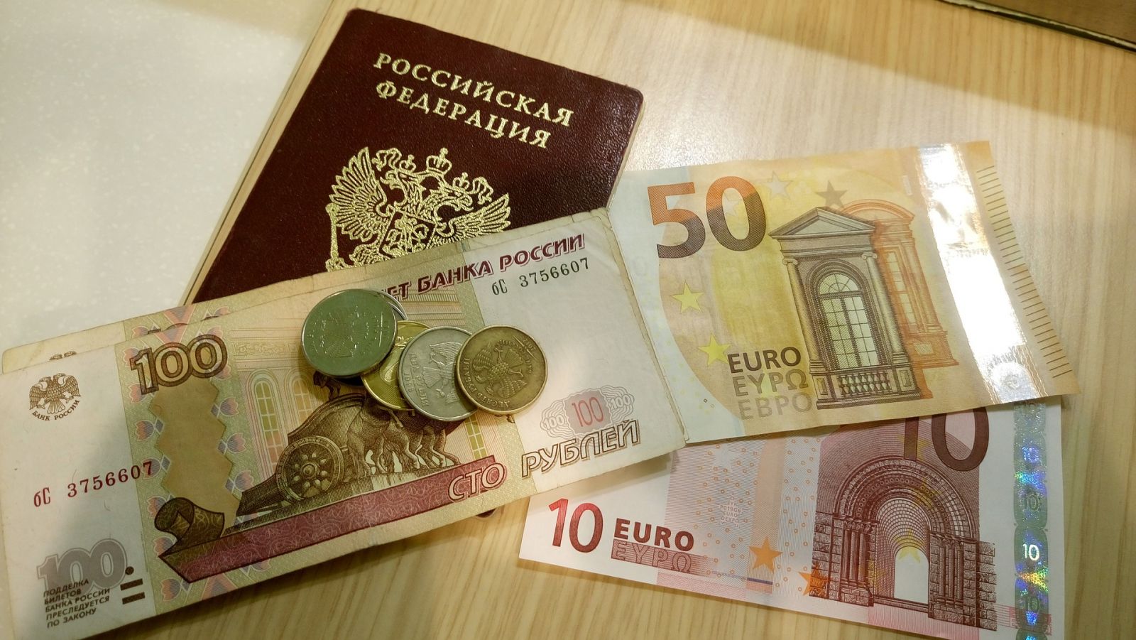 Gaz Russe Union Europeenne Roubles Euros Dollars