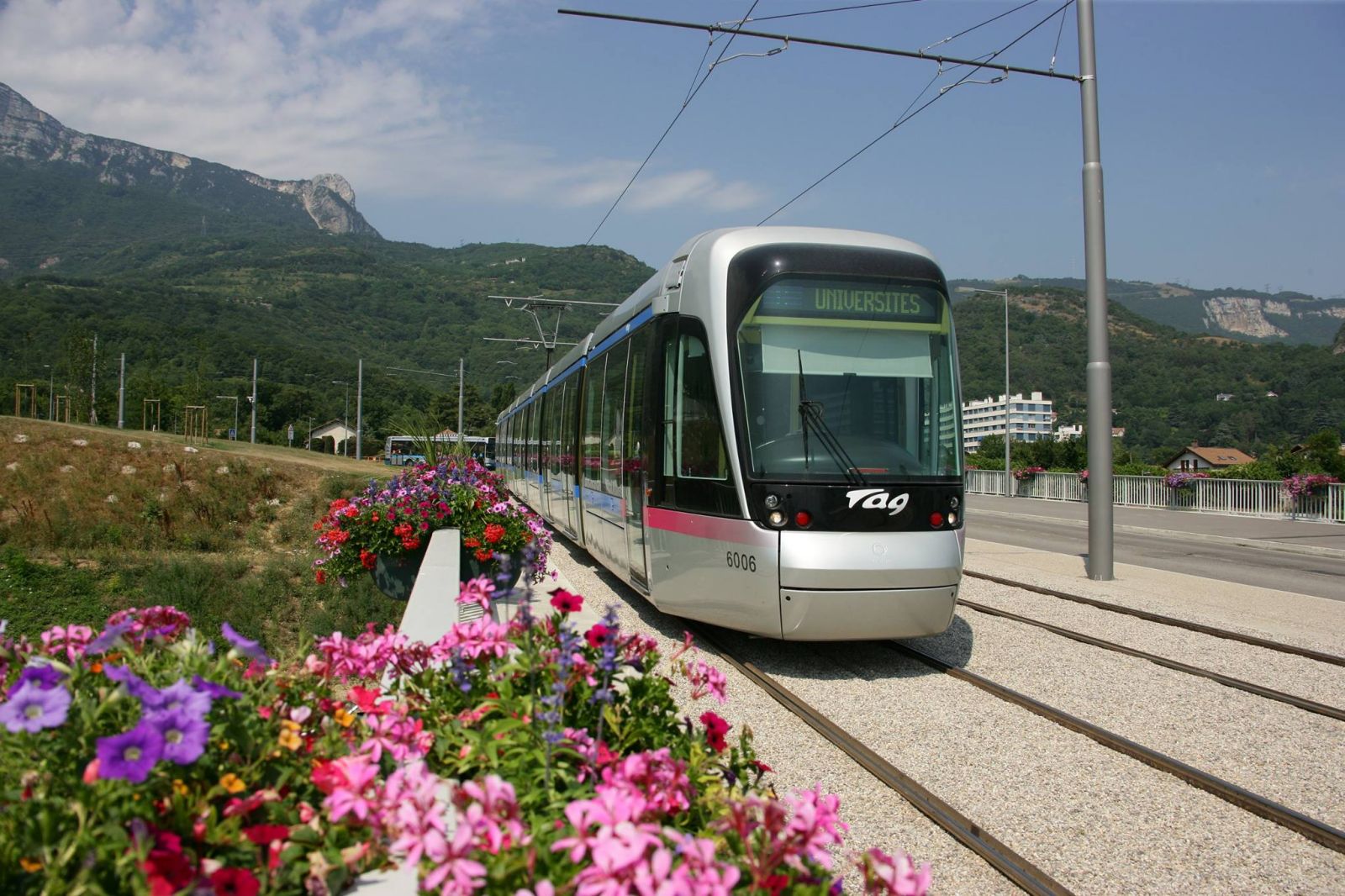 Grenoble Transports Commun Smtc Tramway