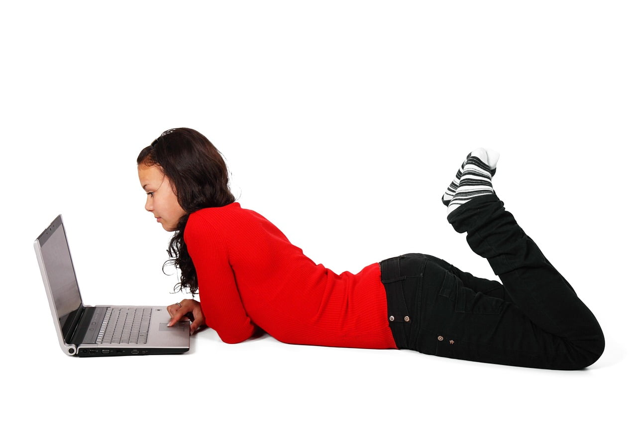 Internet Danger Enfants Pornographie Contenus Illegal