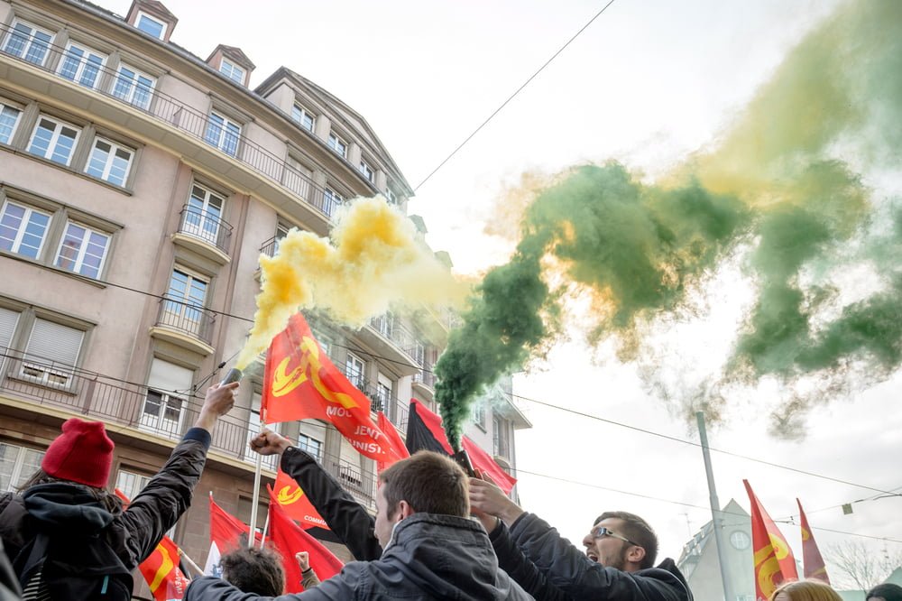 Loi Travail Critique Texte Code Reforme