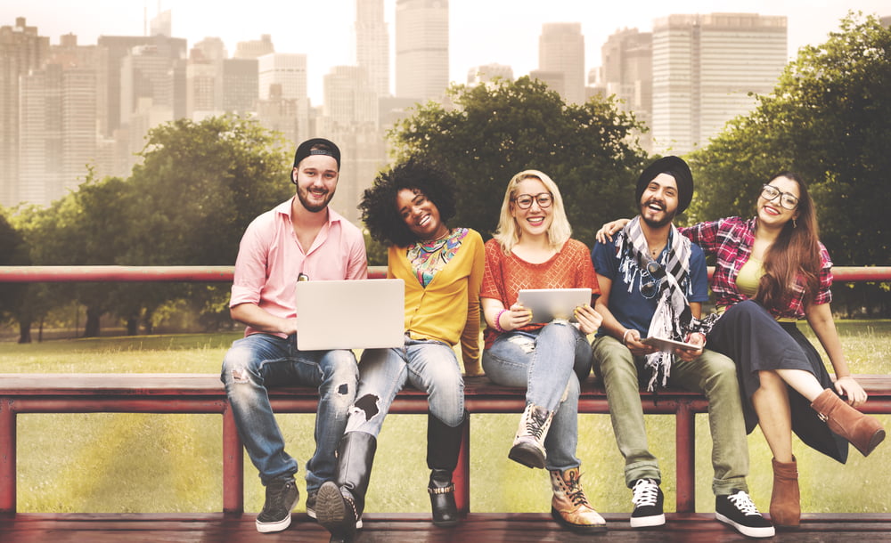 Loi Travail Jeunes Futur Emploi Garantie Cdi