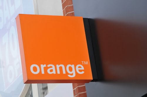 Marges Baissent Orange Trois Operateurs Free