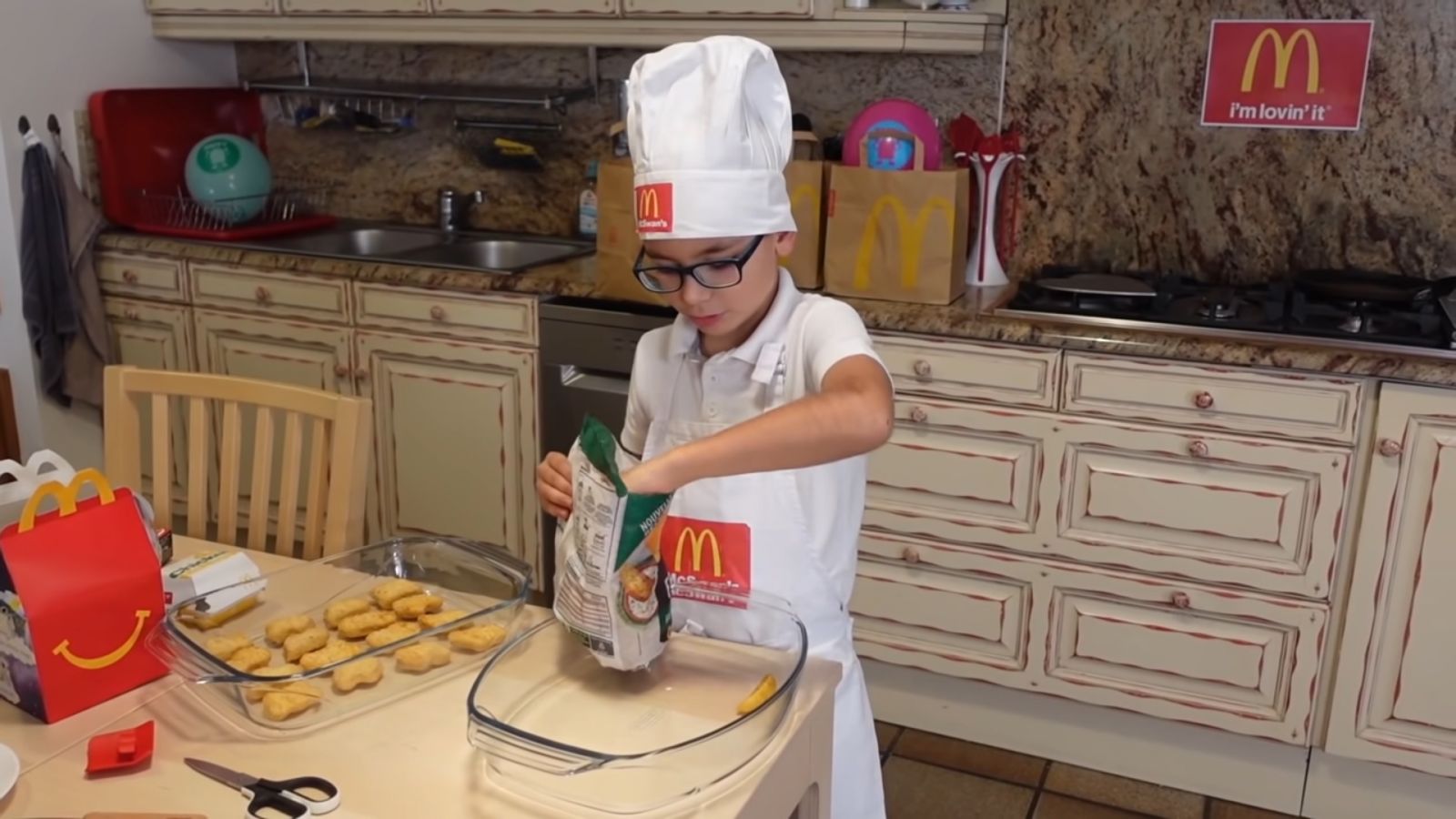 Mcdonalds Swan Publicite Deguisee