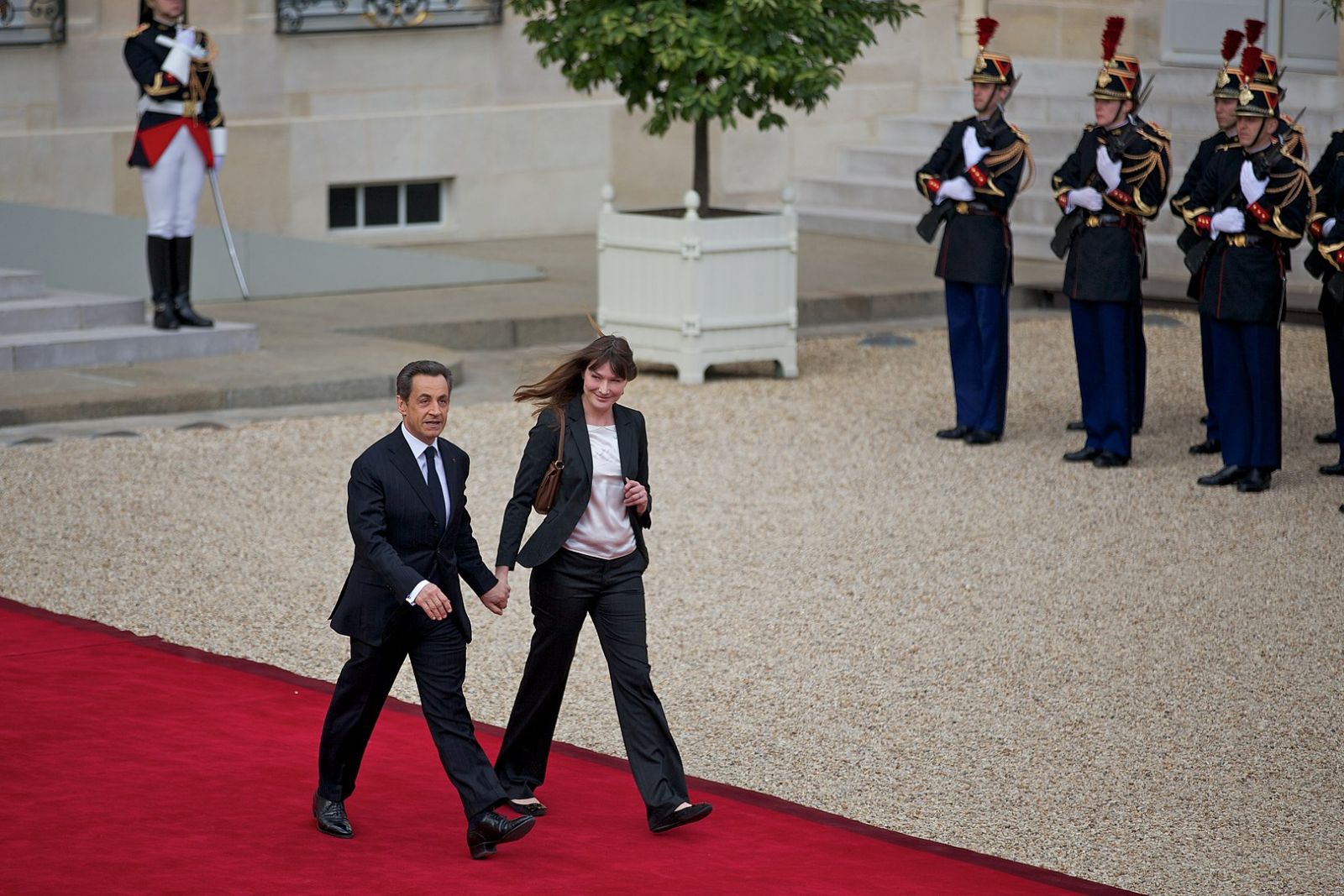 Nicolas Sarkozy Injustice Carla Bruni Polemique 18h Politique 4 Mars 2021