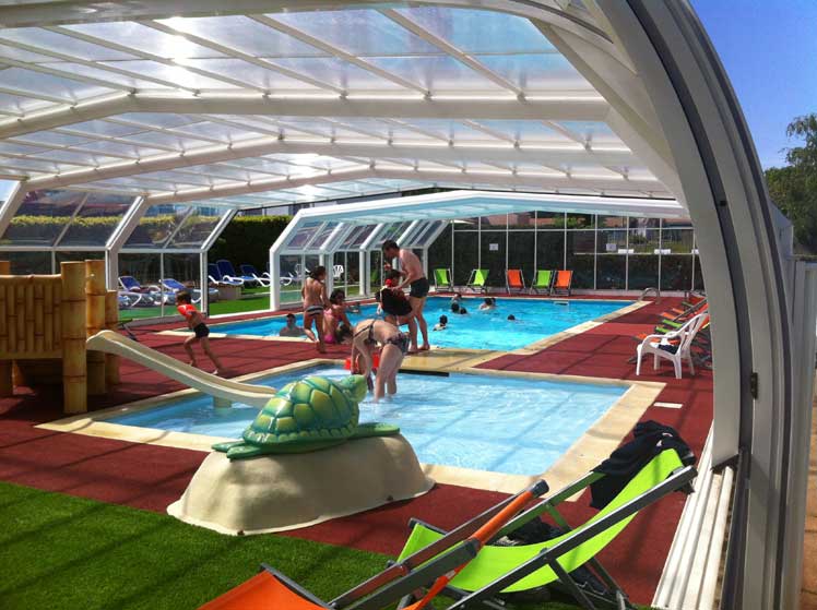Piscine Couverte Camping 4 Etoiles