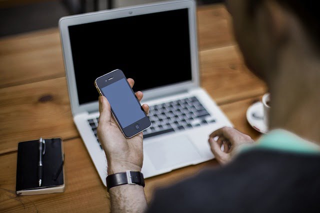 Publicite Mobile Operateurs Google Facebook