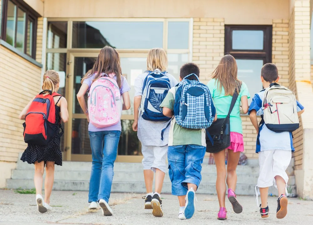 Éducation : 9 Français sur 10 en font une priorité malgré une confiance en recul