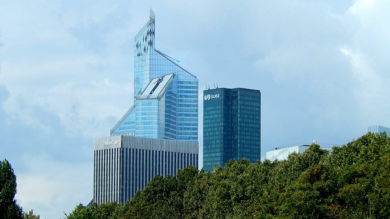 Suez%20tower%20paris%20la%20defense