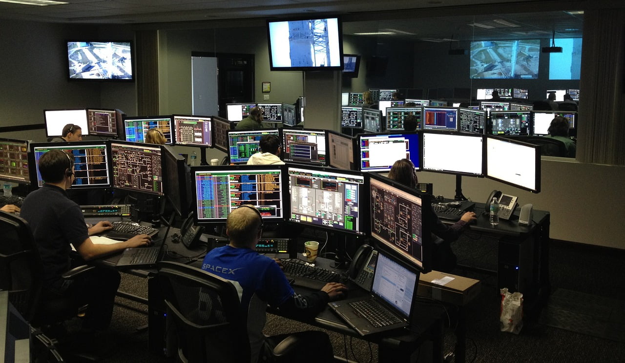 Surveillance Donnees Societe Benefices Avantages Suppression
