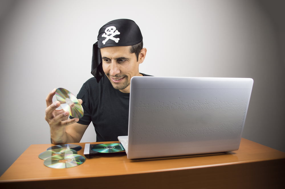 Telechargement Film Illegal Pirate Internet Etude