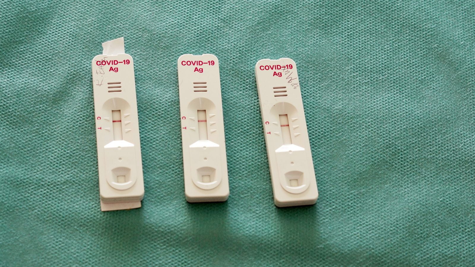 Tests Antigeniques Pcr Solution Pandemie