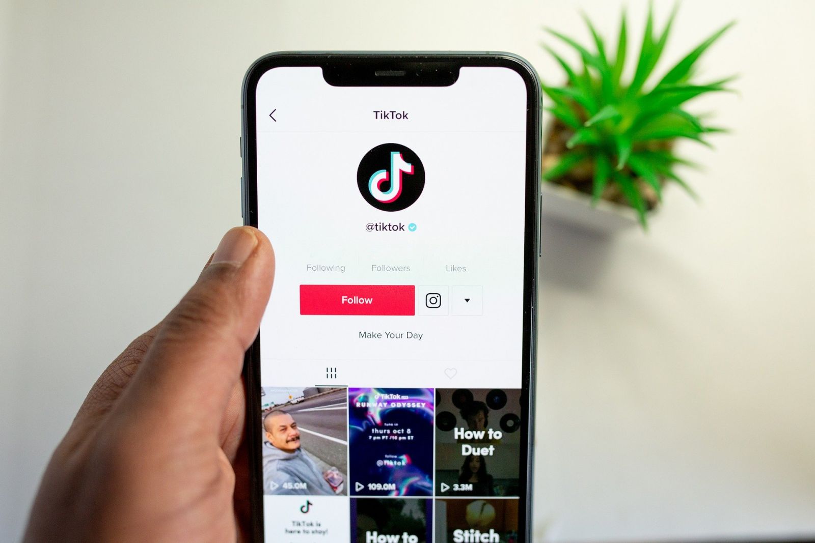 Tiktok Ufc Que Choisir Manquement Protection Mineurs Donnees