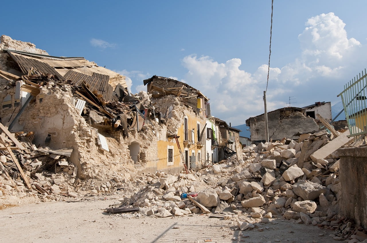 Tremblement Terre Italie Morts Cout Secours Operations Bruxelles
