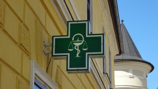 Pharmaciens Actes Medicaux Deserts Medecins