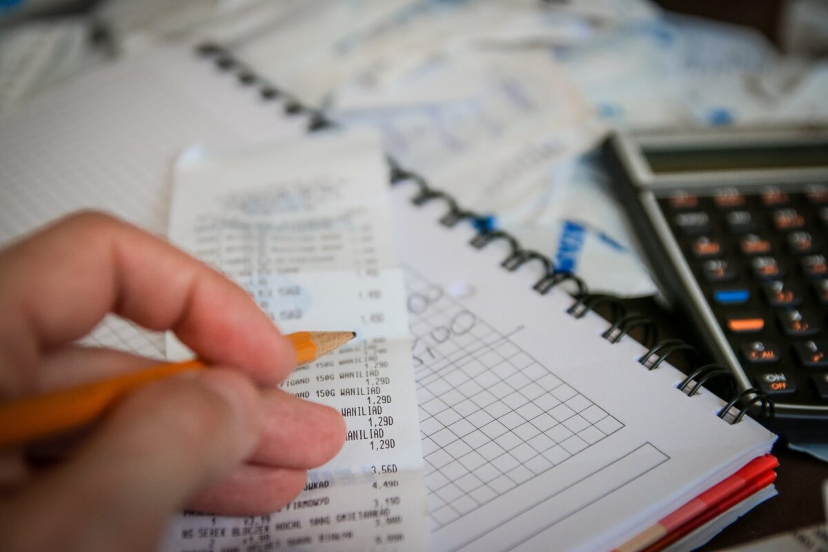 Depenses Contraintes Facture Argent Hausse Menages France