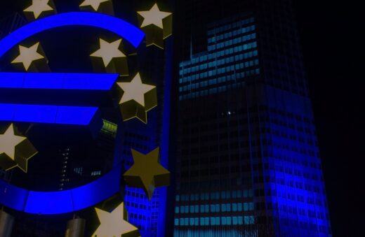 Bce Lagarde Taux Directeur Hausse Inflation 2023 Politique Monetaire