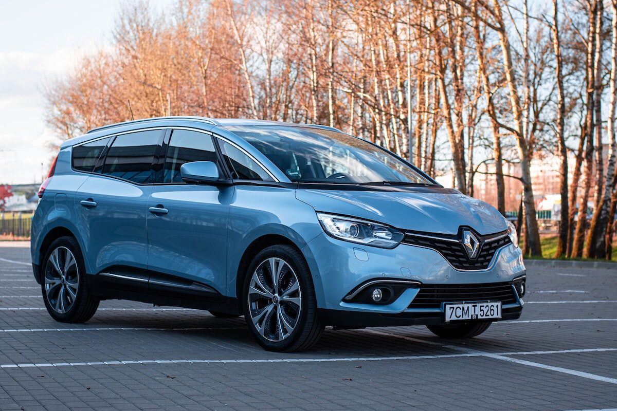 Renault Plugg In Bornes Electrique Rechargement Hybride