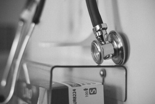Medecin Augmentation Consultation Argent Sante
