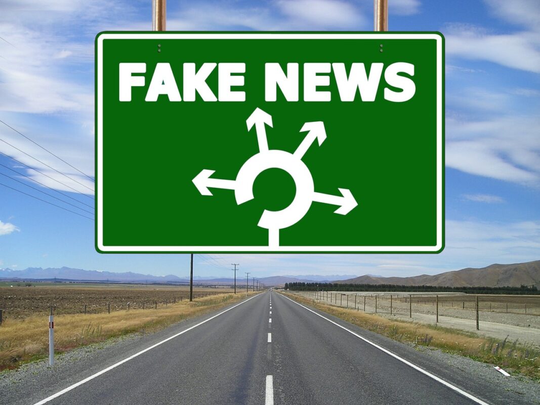 Fake News Industrialisation Production Internet Agence