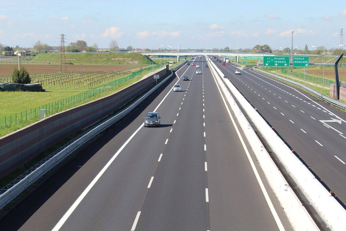Autoroutes Vacances Baisse Prix Ristourne Eiffage Sanef Vinci