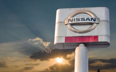 Nissan Rappel Massif Vehicule Securite Danger Route Voiture
