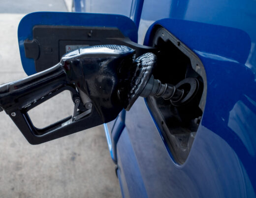 Carburants Supermarches Vente A Perte Refus Distribution Echec