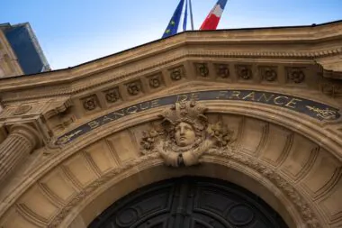 Banque de France, François Villeroy de Galhau, prévisions Banque de France, croissance, inflation, crédit immobilier, salaire