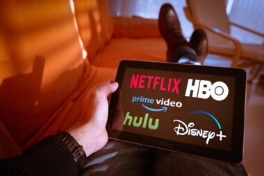 plateformes de streaming, Netflix, Disney+, abonnement mensuel, augmentation prix, streaminflation
