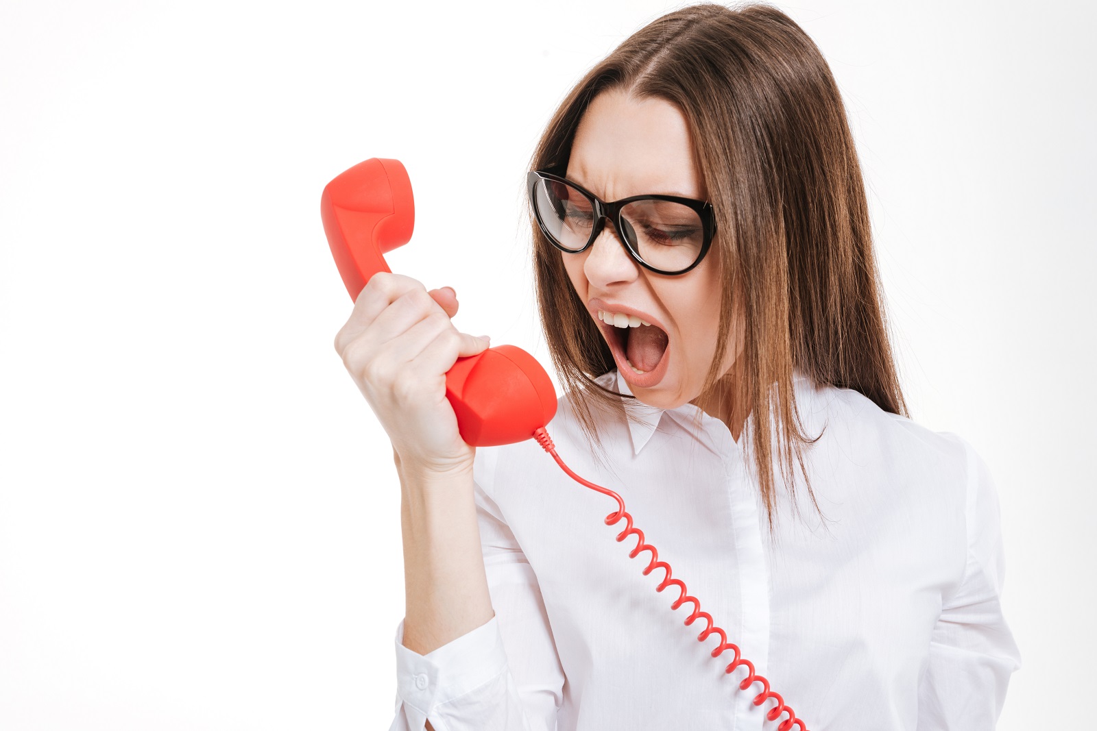 Диалоги с разной интонацией. Человек кричит на собеседника. Разговор людей. Разговаривал в повышенном тон. Woman yelling megaphone.