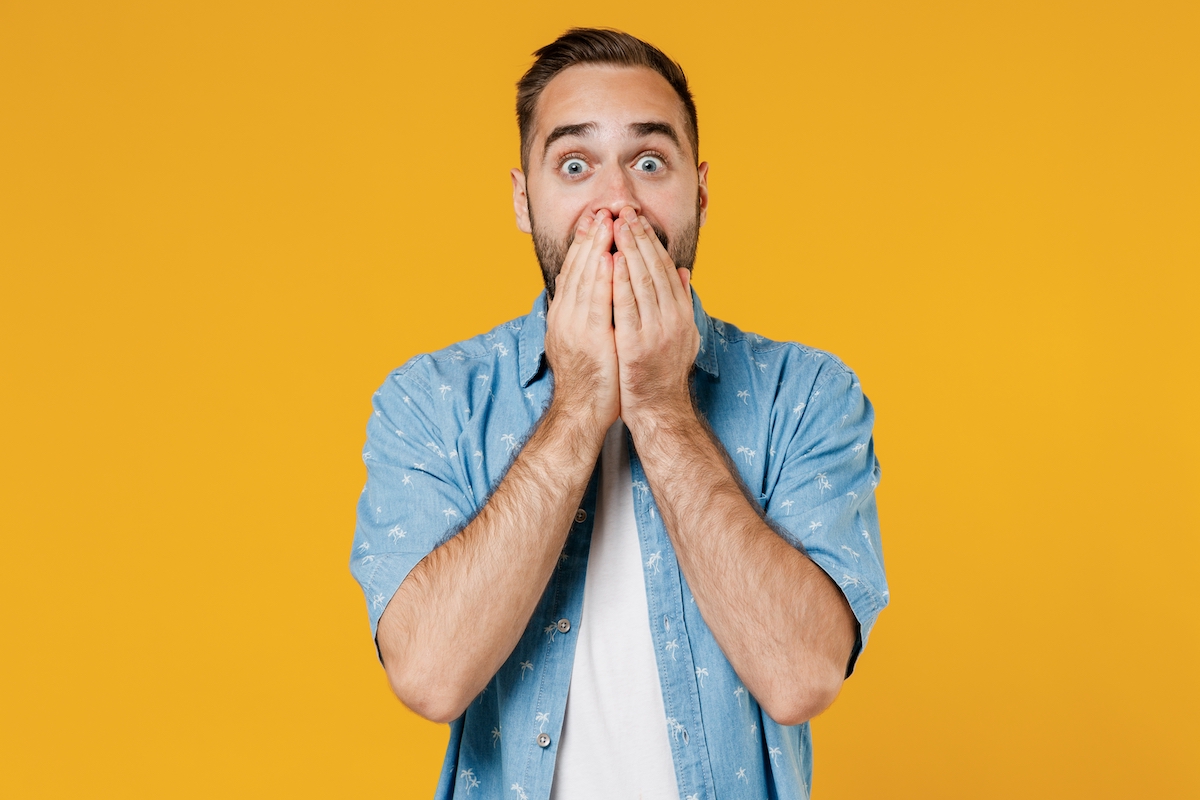 Krispy Kreme, enseigne, américaine, lancement, arrivée, France, marketing, affichage sauvage, mairie de Paris, Emmanuel Macron, marketing, amende,