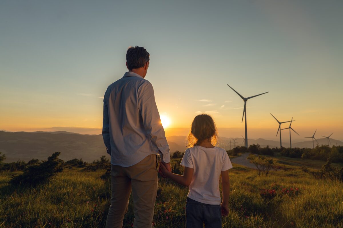 Cinematic,shot,of,carefree,young,father,engineer,keeping,his,daughter