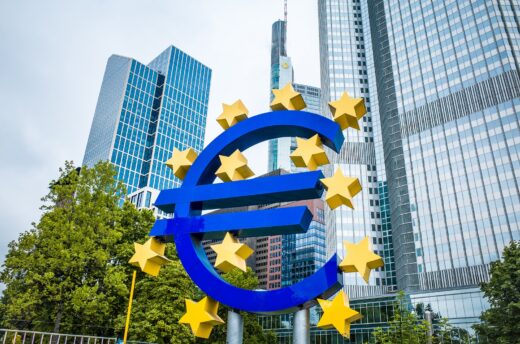 baisse, taux, directeurs, banques, centrales, inflation, 2024