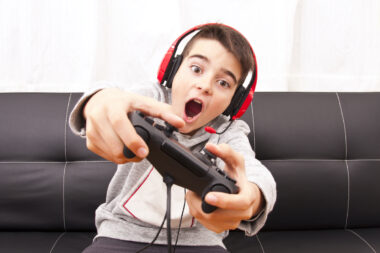 joueur, jeux video, étude, risque, surdité, sourd, décibel, exposition