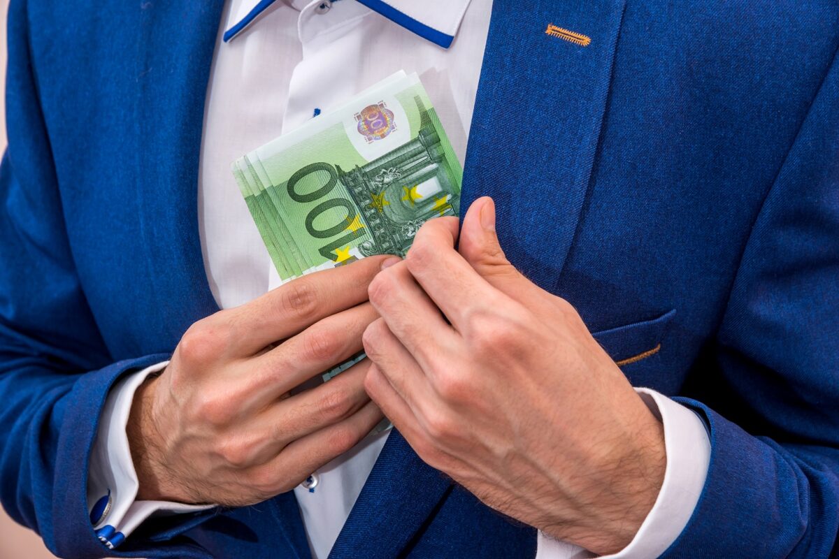 paiement, cash, limite, union européenne, décision, montant, argent liquide