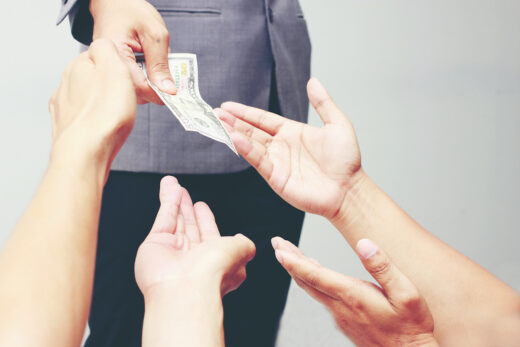 taxe, milliardaire, millionnaire, patrimoine, rapport, Oxfam, richesse, inégalité, taxe me now