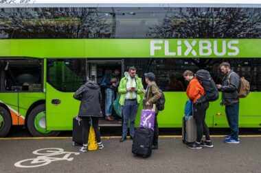 flixbus-transports-bus-macron