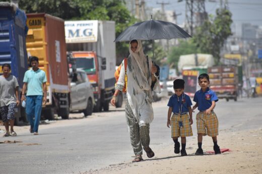Impact,of,climate,change,in,india.,people,surviving,from,scorching