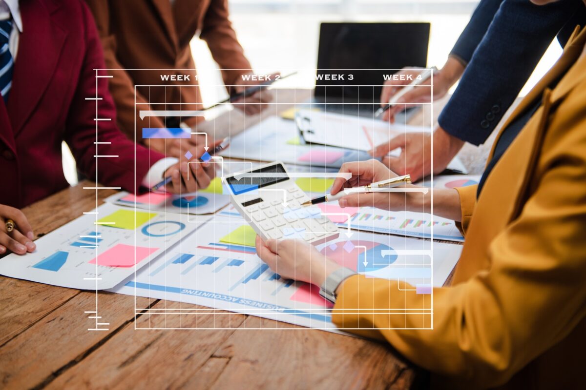 Project,manager,working,and,update,tasks,with,milestones,progress,planning